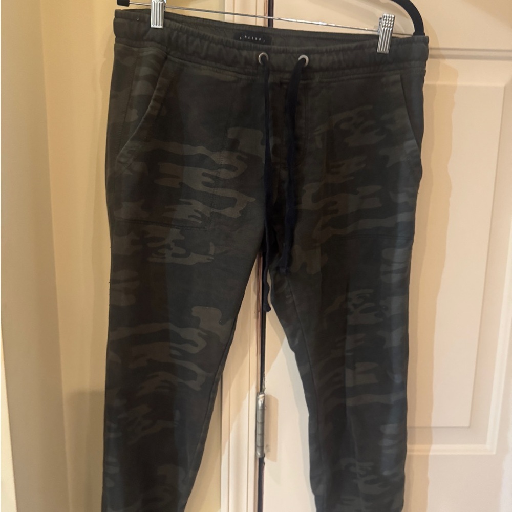 Sanctuary, cotton‎ Camouflage Jogger Pants size Large drawstring